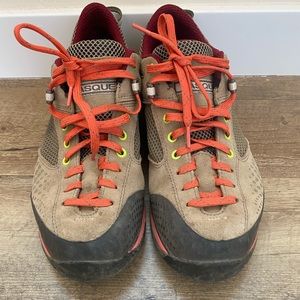 Vasque Approach Hiking Shoes